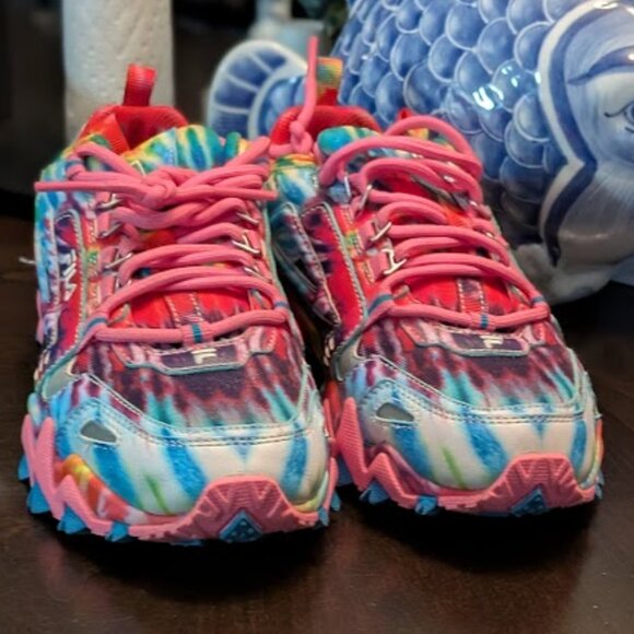 P10 FILA Oakmont TR Multi-Color Tye Dye Shoes - Picture 3 of 10